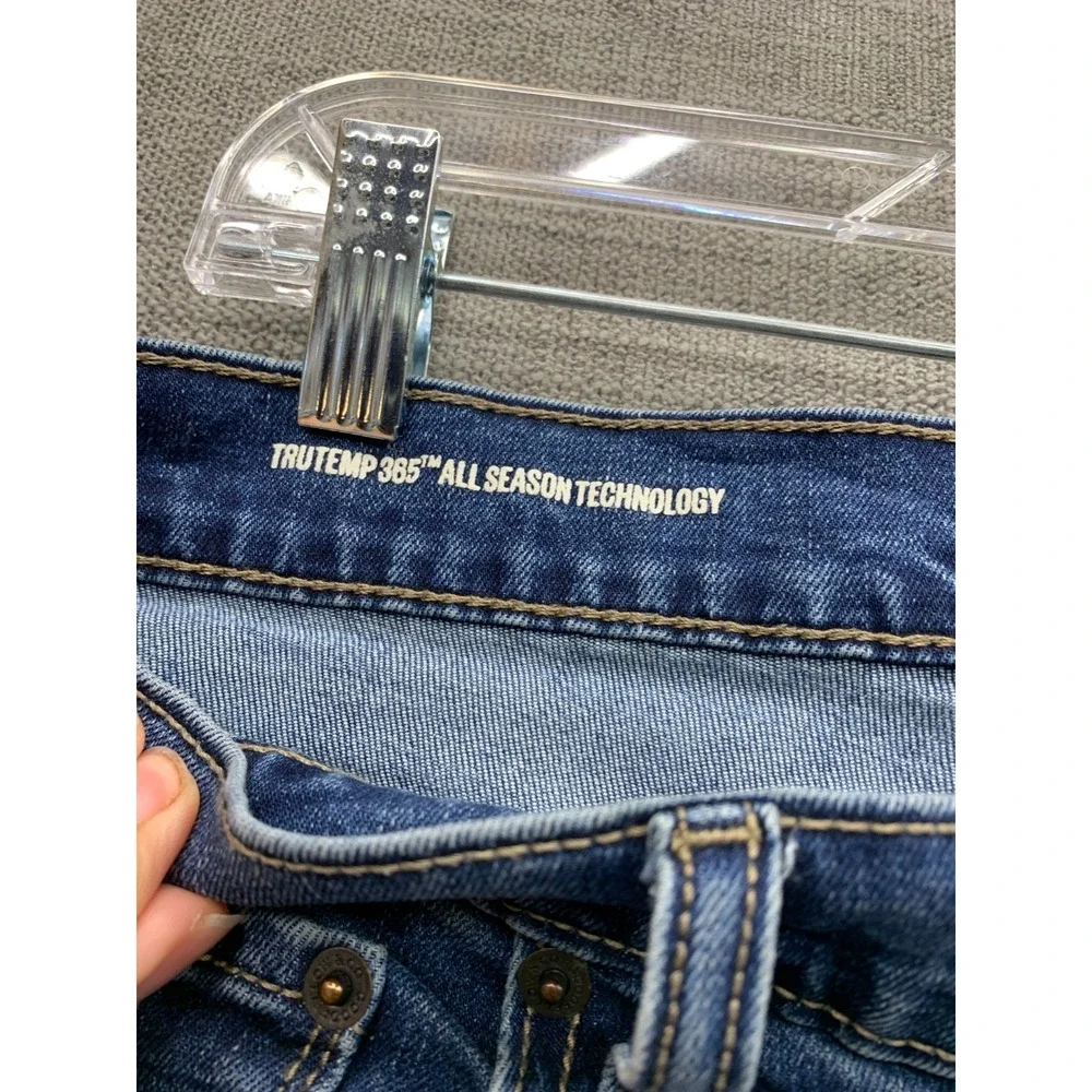 Goodfellow & Co TruTemp 365 All Season Tech Athletic Jeans Mens 32x30 Blue Denim